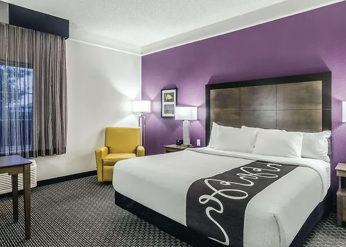 La Quinta Inn & Suites by Wyndham Denver Boulder-Louisville