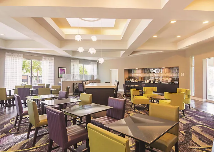 La Quinta Inn & Suites by Wyndham Denver Boulder-Louisville